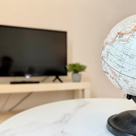 Le Colorado, Studio A 5 Min Du Centre-Ville Поатие Екстериор снимка